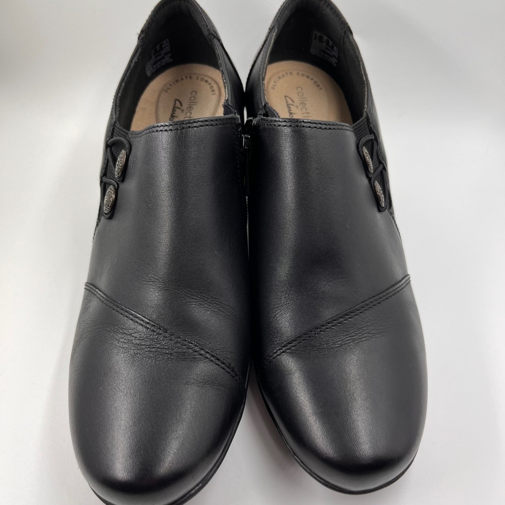 Clarks Collection Black Leather Button Side‎ Ankle Booties Women's Shoes - Picture 2 of 8